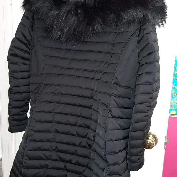 Hunter Down Jacket - Picture 3 of 3